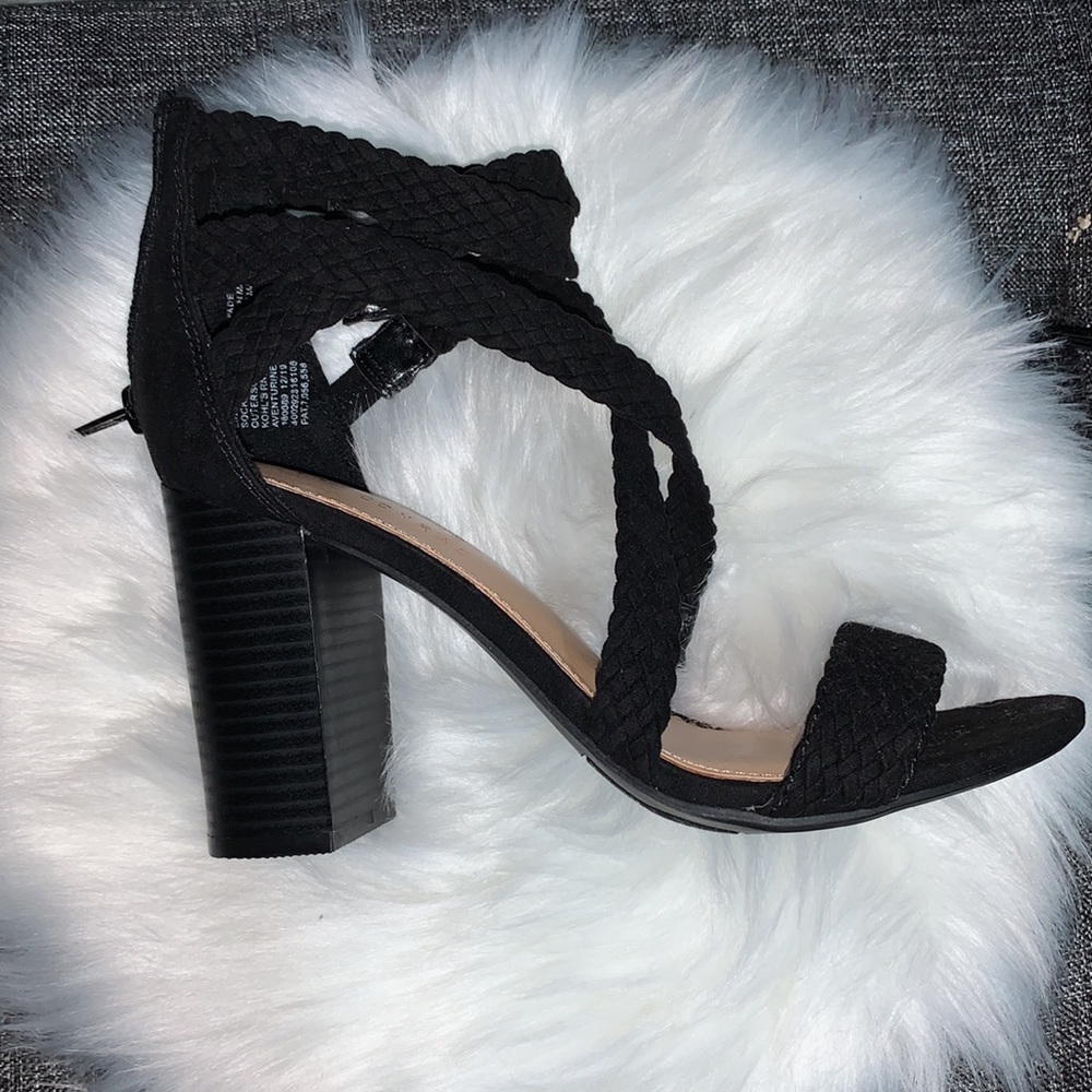 Lauren Conrad heel Sandals with zipper size 6 1/2 - Picture 6 of 10